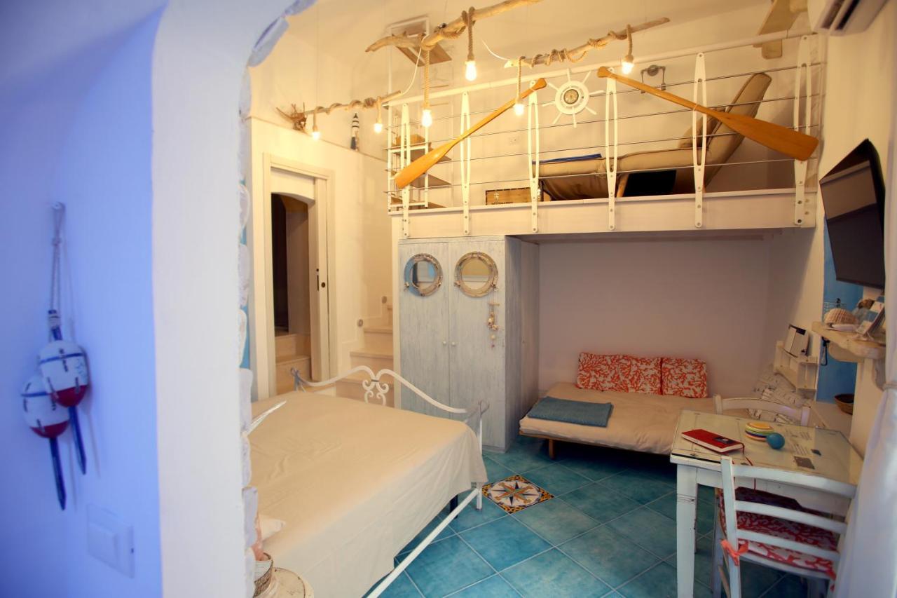 Piazzetta Petrone Apartments + Parking Вьесте Экстерьер фото