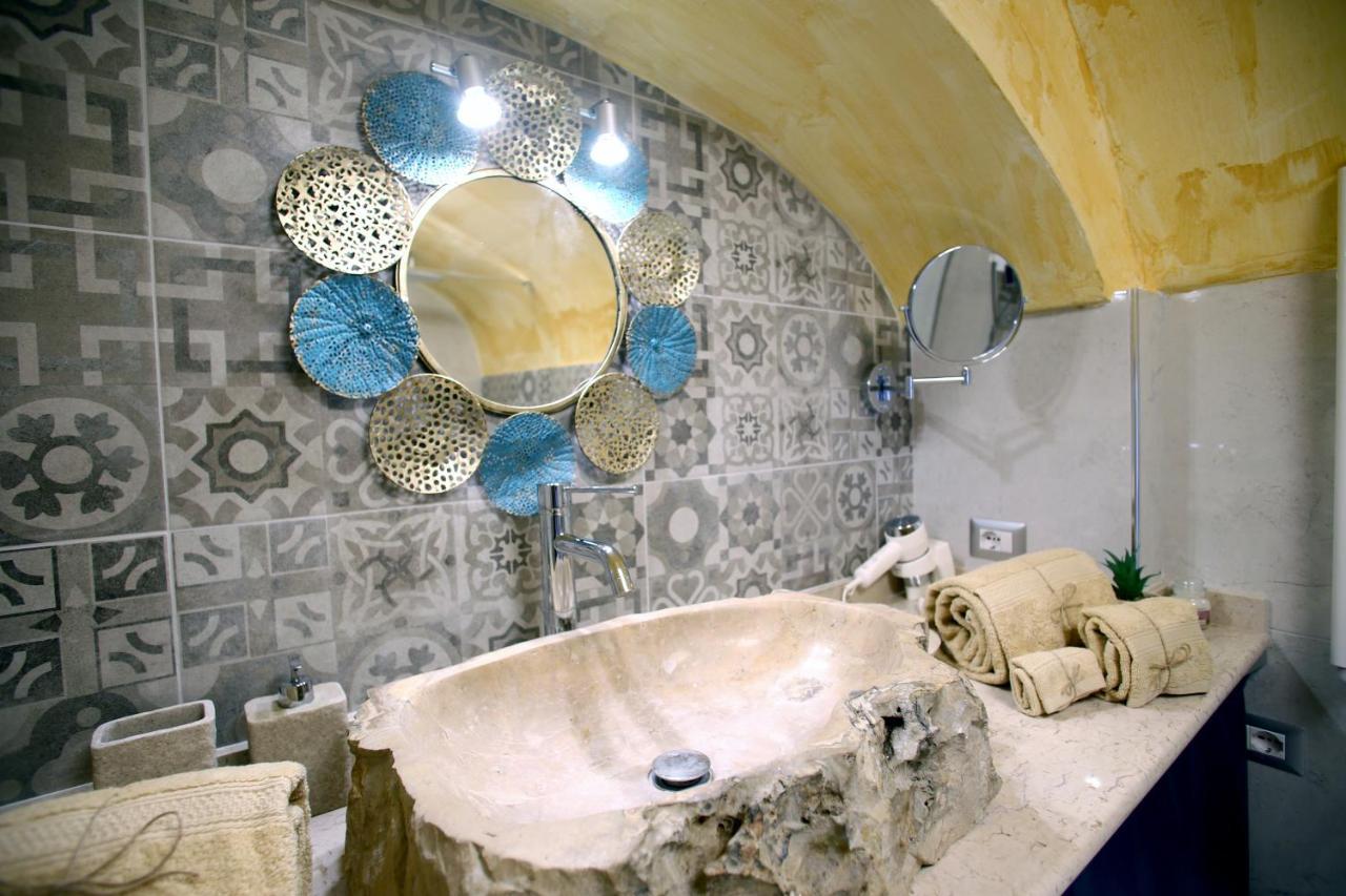 Piazzetta Petrone Apartments + Parking Вьесте Экстерьер фото
