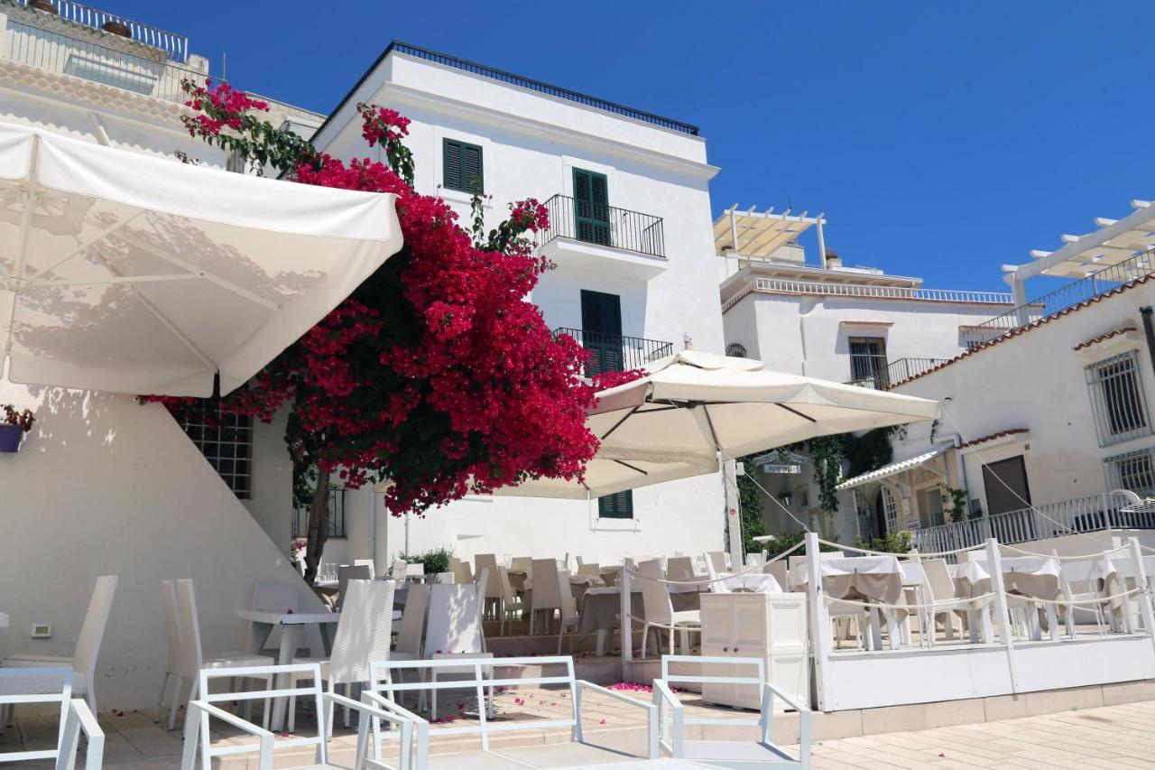 Piazzetta Petrone Apartments + Parking Вьесте Экстерьер фото